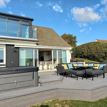 Ocean View Mawgan Porth